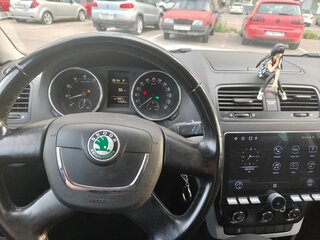 2011 Skoda Yeti I, белый, 650000 рублей, вид 5