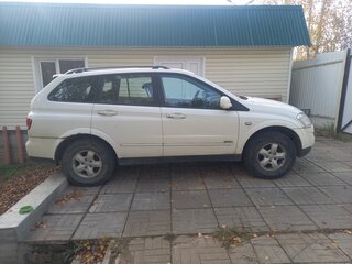 2014 SsangYong Kyron I Рестайлинг, белый, 850000 рублей, вид 4