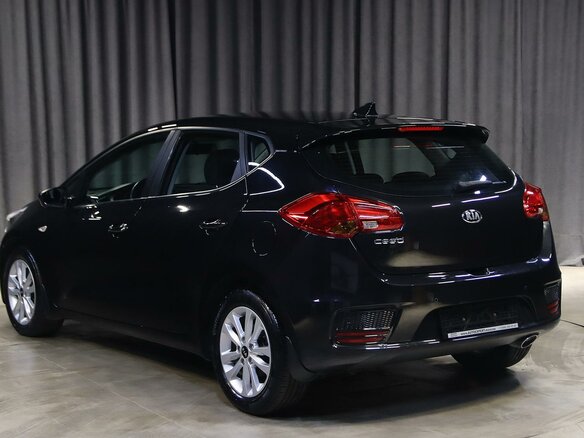2018 Kia Ceed II Рестайлинг, чёрный, 1299000 рублей - вид 3