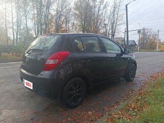 2010 Hyundai i20 I, чёрный, 400000 рублей, вид 2