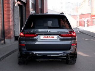 2021 BMW X7 40d I (G07), серый, 6850000 рублей, вид 5