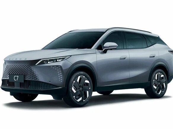 2026 Omoda C7, серый, 3099000 рублей