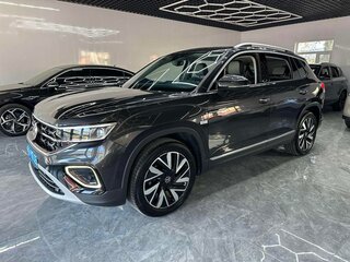 2023 Volkswagen Tayron I Рестайлинг, чёрный, 2000000 рублей, вид 3