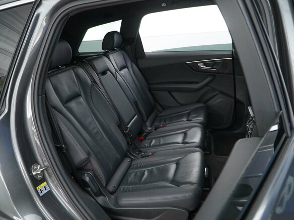 2020 Audi Q7 45 TFSI II (4M) Рестайлинг, серый, 5514690 рублей - вид 7