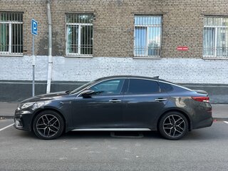 2018 Kia Optima IV Рестайлинг, серый, 1649999 рублей, вид 1