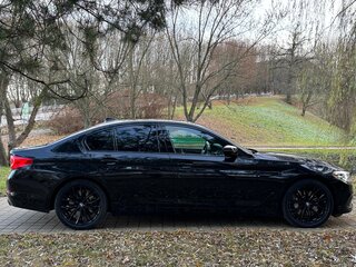 2019 BMW 5 серии 540i xDrive VII (G30/G31/G38), чёрный, 3245858 рублей, вид 4