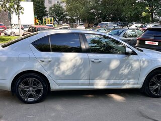 2016 Skoda Octavia III (A7), белый, 1350000 рублей, вид 5