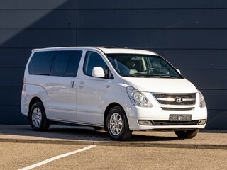 2010 Hyundai Grand Starex I, белый, 1855000 рублей, вид 3