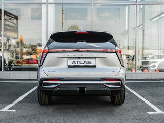 2026 Geely Atlas II, серебристый, 3415990 рублей, вид 3
