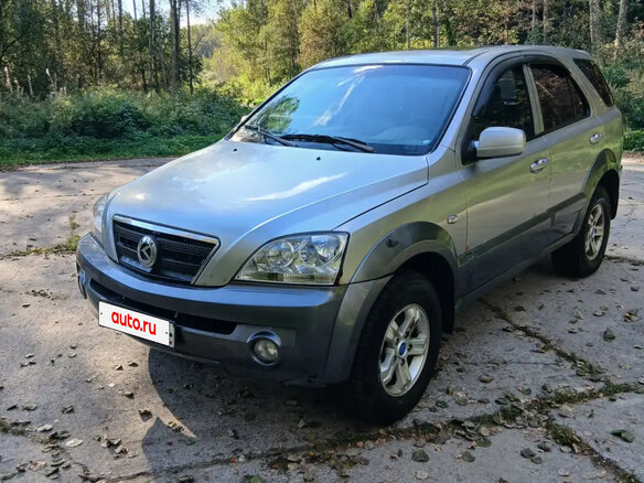 2002 Kia Sorento 4-speed I, серебристый
