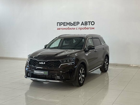 2022 Kia Sorento IV, коричневый, 3390000 рублей