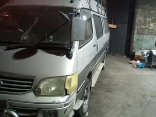 1988 Toyota HiAce H50 H60 H70, серебристый, 1200000 рублей, вид 1