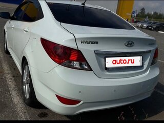 2012 Hyundai Solaris I, белый, 650000 рублей, вид 3