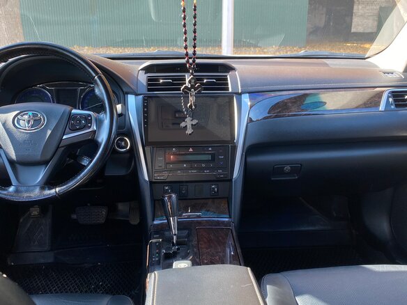 2015 Toyota Camry VII (XV50) Рестайлинг, белый, 2250000 рублей - вид 1