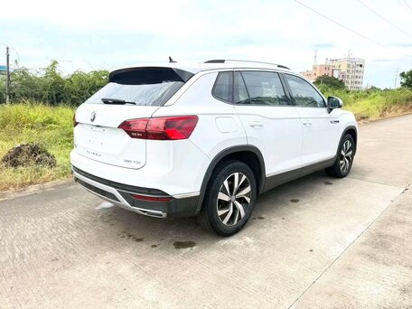 2022 Volkswagen Tayron I, белый, 2397000 рублей, вид 4