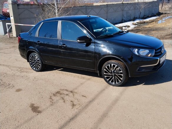 2025 Lada (ВАЗ) Granta I Рестайлинг, чёрный, 1070000 рублей - вид 2