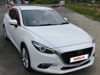 2018 Mazda Axela III Рестайлинг, белый, 1750000 рублей, вид 3