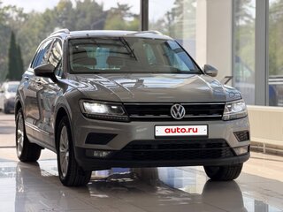 2020 Volkswagen Tiguan II, серый, 2800000 рублей, вид 1
