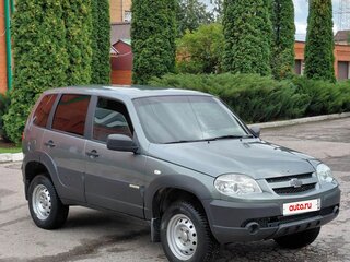 2017 Chevrolet Niva I Рестайлинг, серый, 560000 рублей, вид 1