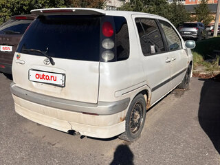 2000 Toyota Raum I, белый, 215000 рублей, вид 4