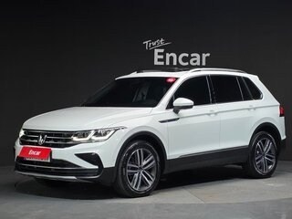 2022 Volkswagen Tiguan II Рестайлинг, белый, 4290000 рублей, вид 1