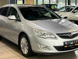 2012 Opel Astra J Рестайлинг, серебристый, 850000 рублей, вид 2