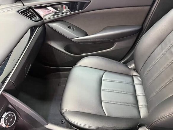 2023 Mazda CX-4 I Рестайлинг, красный, 1740000 рублей - вид 13