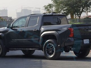 2026 Toyota Tacoma IV, чёрный, 8100999 рублей, вид 4