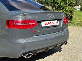 2010 Audi RS 6 II (C6), серый, 3650000 рублей, вид 3