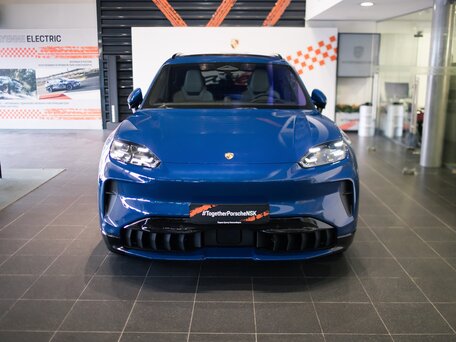 2026 Porsche Cayenne S Electric IV, синий, 34480000 рублей, вид 4