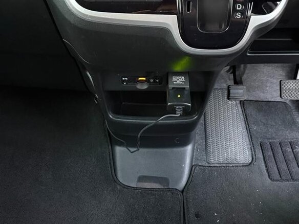 2016 Honda N-BOX I Рестайлинг, чёрный - вид 24