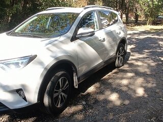2017 Toyota RAV4 IV (XA40) Рестайлинг, белый, 2270000 рублей, вид 2