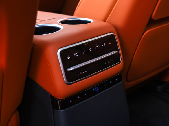 2023 Li Auto (Lixiang) L9 44.5 kWh I, чёрный, 6499000 рублей - вид 24