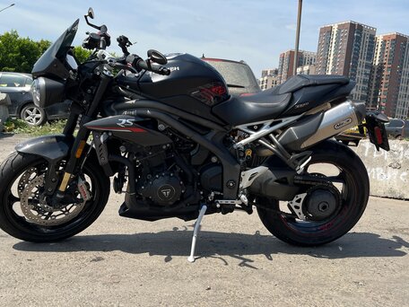 2019 Triumph Speed Triple, чёрный, 880000 рублей, вид 3