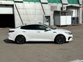 2019 Kia Optima IV Рестайлинг, белый, 1990000 рублей - вид 5