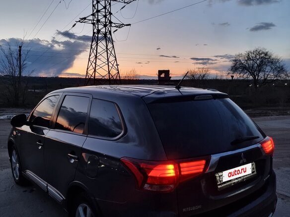 2016 Mitsubishi Outlander III Рестайлинг 2, серый, 1595000 рублей - вид 19