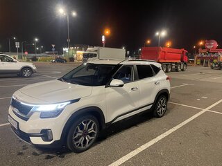 2022 Kia Seltos I, белый, 2450000 рублей, вид 5