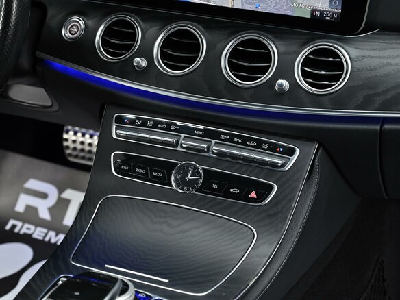 2019 Mercedes-Benz E-Класс 200 V (W213, S213, C238), чёрный, 4100000 рублей - вид 17