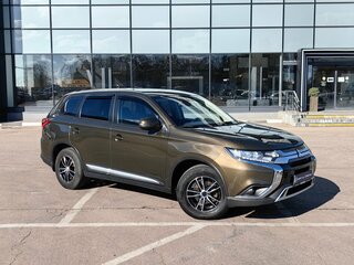2020 Mitsubishi Outlander III Рестайлинг 3, коричневый, 1999000 рублей, вид 1