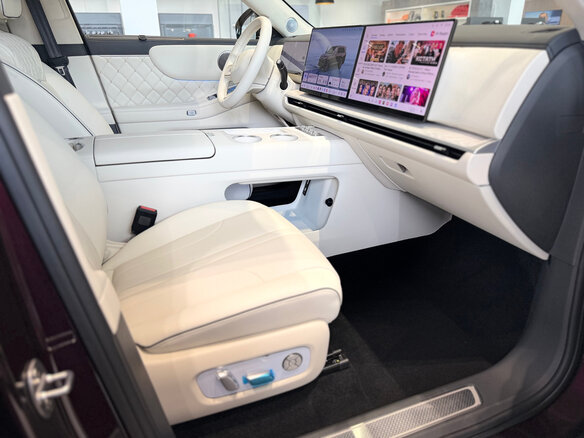 2026 Wey V9X, красный, 9699000 рублей - вид 3