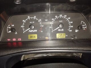 2018 Chevrolet Niva I Рестайлинг, серый, 895000 рублей, вид 5