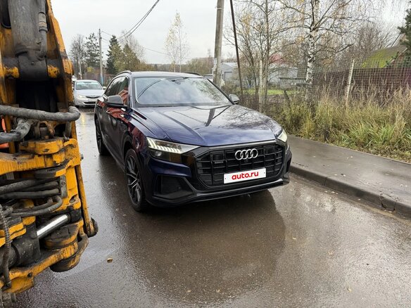 2021 Audi Q8 45 TDI I (4M), синий, 7950000 рублей - вид 14