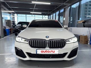 2021 BMW 5 серии 520i VII (G30/G31/G38) Рестайлинг, белый, 5100000 рублей, вид 4