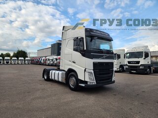 2017 Volvo FH, белый, 5990000 рублей, вид 4