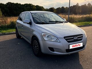 2007 Kia Ceed I, серебристый, 649000 рублей, вид 3