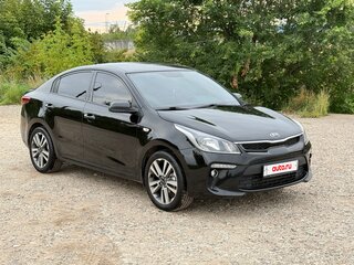 2019 Kia Rio IV, чёрный, 1490000 рублей, вид 4