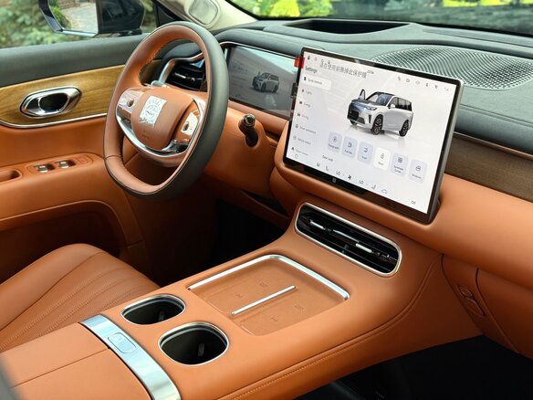 2025 GAC Trumpchi S9, чёрный, 5280000 рублей - вид 28