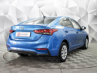 2017 Hyundai Solaris II, синий, 1085000 рублей, вид 5
