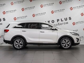 2017 Kia Sorento III Prime Рестайлинг, белый, 2799000 рублей, вид 5