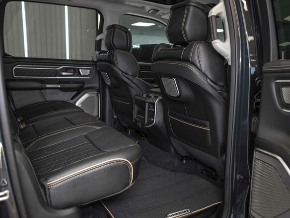 2026 Ram 1500 Crew Cab V Рестайлинг, синий, 9990000 рублей - вид 19